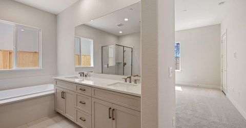 3080 Wisteria Dr, Lodi, CA 95242 Photo