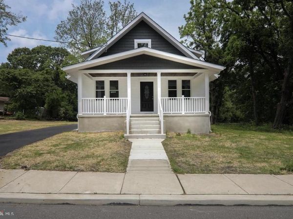 594 E HOLLY AVENUE , PITMAN, NJ 08071