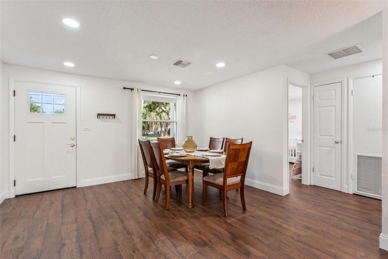 670 Vincent Drive, Mount Dora, FL 32757 Photo