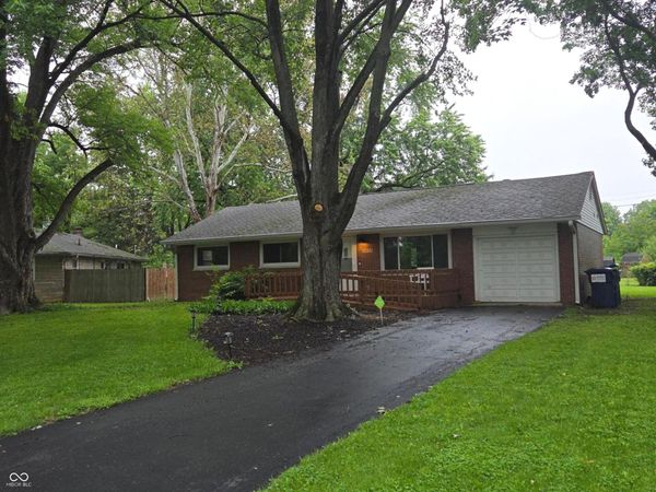 10735 Vali Drive , Carmel, IN 46280