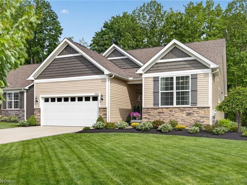 7802 Hunting Lake Drive, Painesville, OH 44077 Photo 3