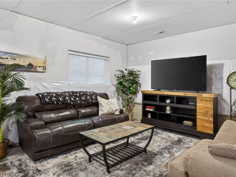 7802 Hunting Lake Drive, Painesville, OH 44077 Photo 45
