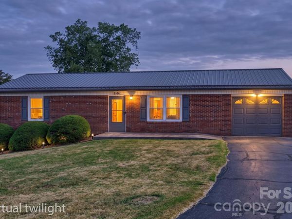 2104 Lamesa Court , Lenoir, NC 28645