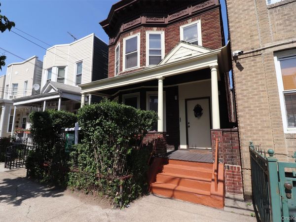 1918 Holland Avenue , Bronx, NY 10462
