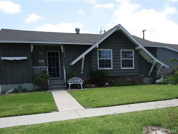 11418 214th , Lakewood, CA 90715