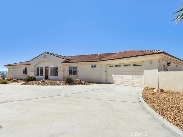 6057 Buena Suerte , Yucca Valley, CA 92284