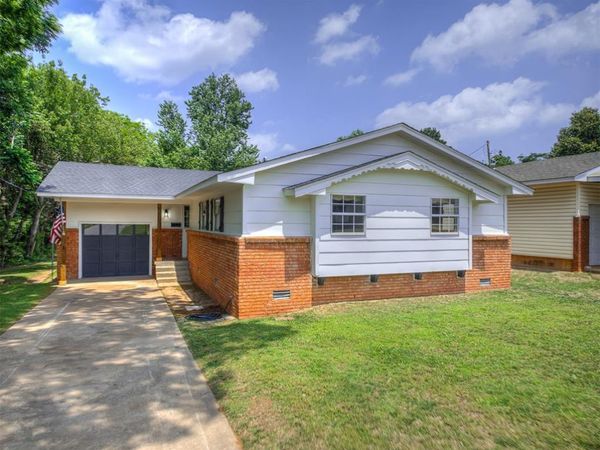 6001 SE 3rd Street, Midwest City, OK 73110
