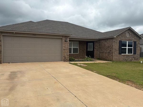 303 Cole Drive, Brookland, AR 72417