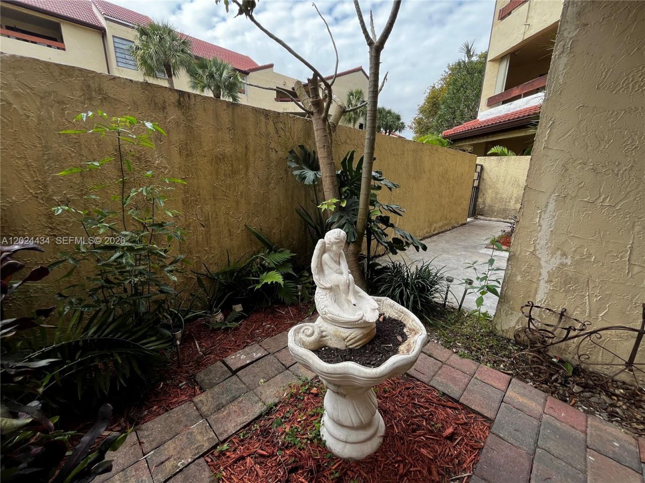 8800 SW 123rd Ct, Unit J-106, Miami, FL 33186 Photo
