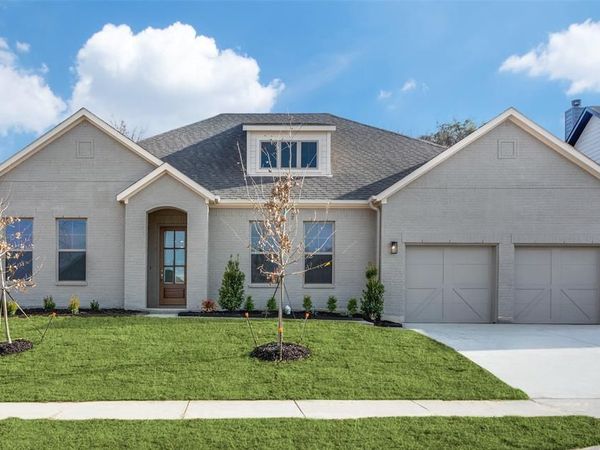 782 Sterling Drive, Benbrook, TX 76126