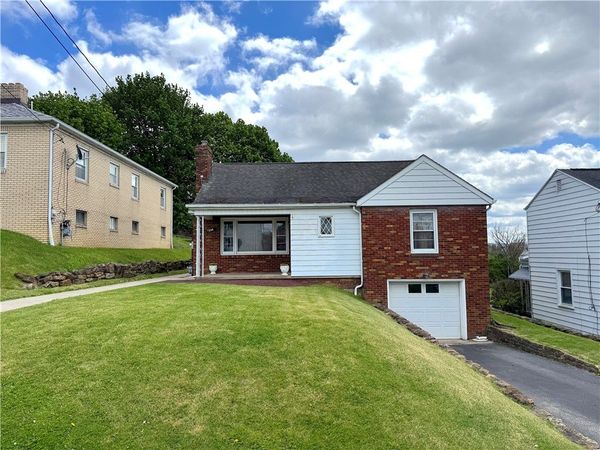 735 Depot St , Latrobe, PA 15650