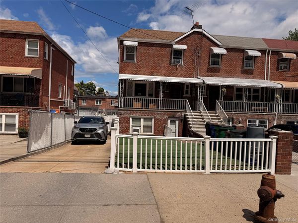 934 Balcom Avenue , Bronx, NY 10465