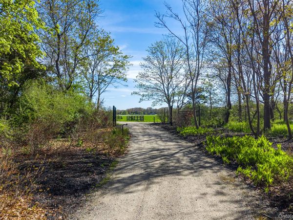 3123 & 3595 Skunk Lane, Cutchogue, NY 11935