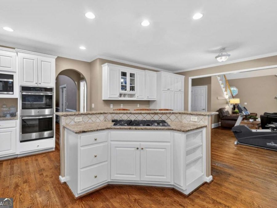 Property Image 11