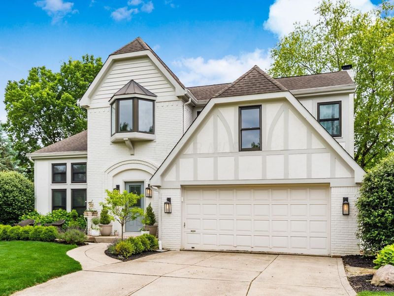 1010 Mccarron Court, Columbus, OH 43230 Photo 2