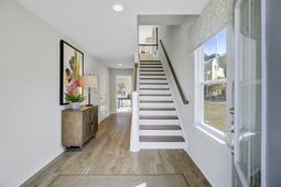 423 Caledon Court photo 4
