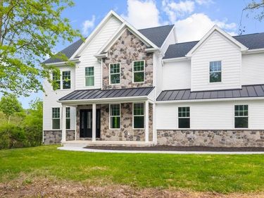 394 RENNINGER ROAD, PERKIOMENVILLE, PA 18074