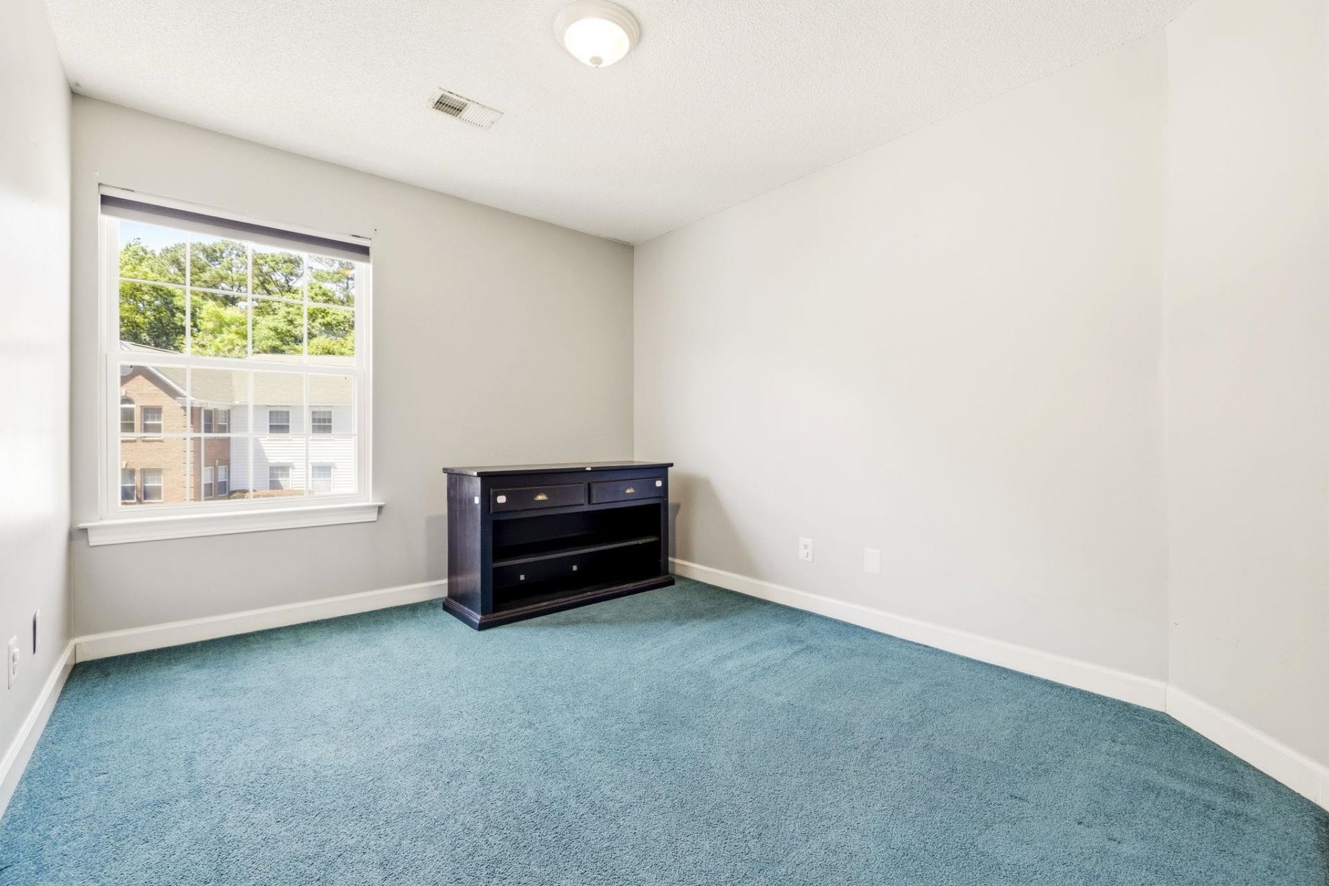 4385 Daphne Ln. Photo 22