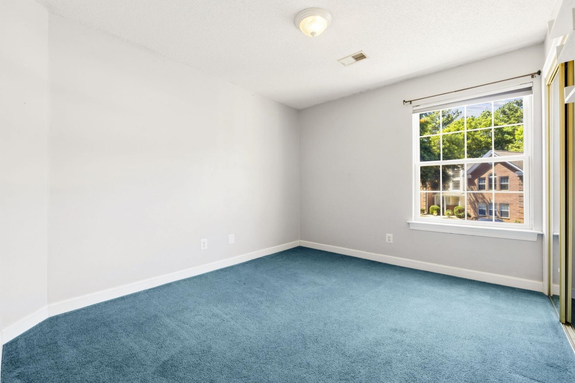 4385 Daphne Ln. Photo 24