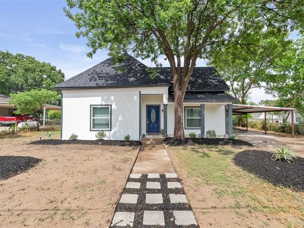407 Pine Lane , Tolar, TX 76476