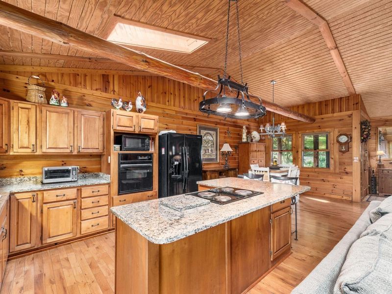 31280 Anglebrook Lane , Logan, OH 43138 Photo 10