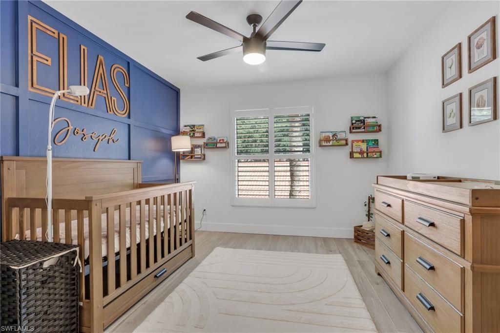 241 Robin Hood Cir, Unit 202, Naples, FL 34104 Photo