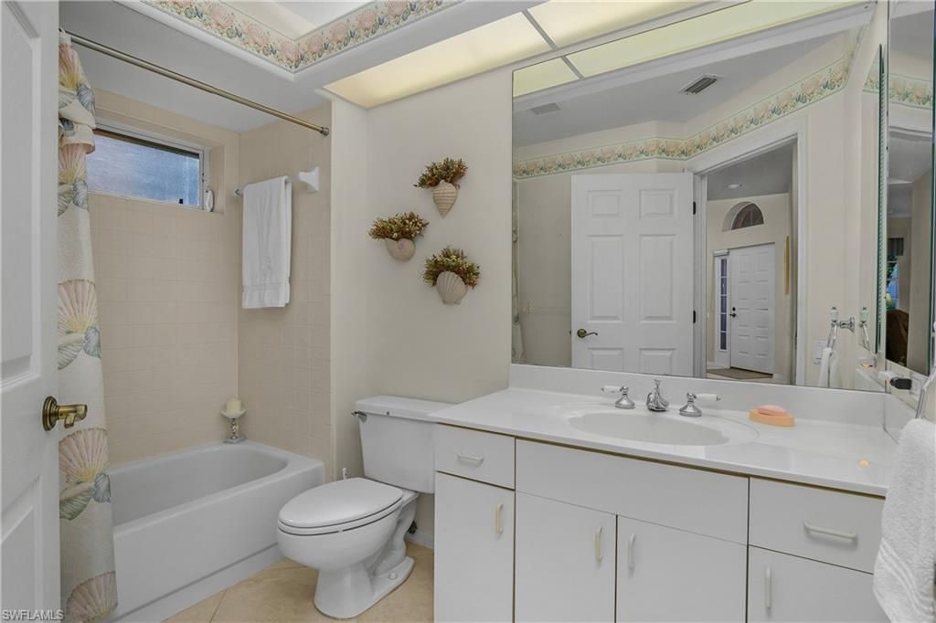 13021 Southampton Dr, Bonita Springs, FL 34135 Photo