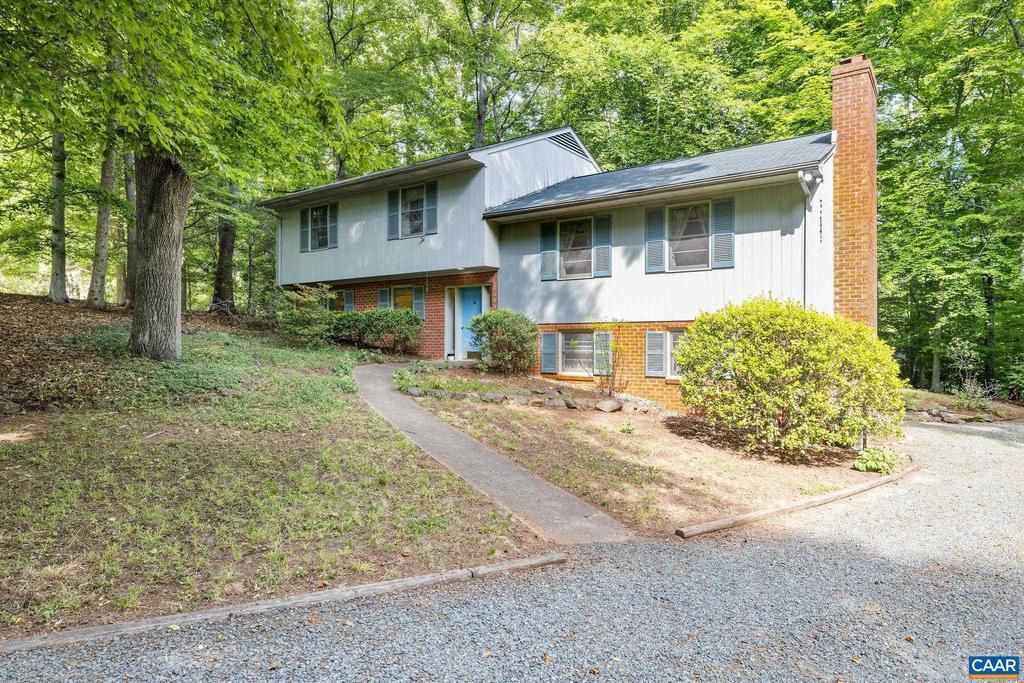 2514 Hillwood Pl, Charlottesville, VA 22901 Main Photo