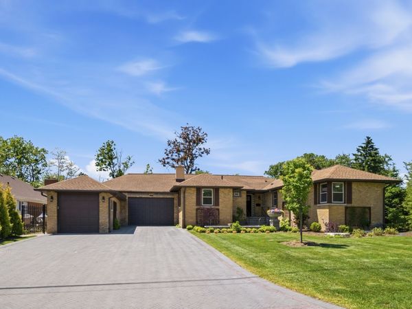 9430 Nashville Avenue , Morton Grove, IL 60053