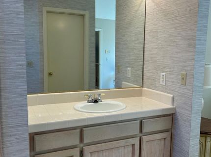 1067 Rio Cidade Way, Sacramento, CA 95831 Photo