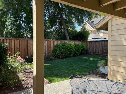 1067 Rio Cidade Way, Sacramento, CA 95831 Photo