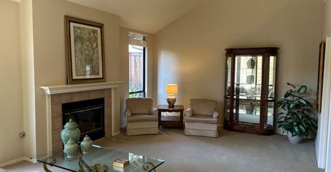 1067 Rio Cidade Way, Sacramento, CA 95831 Photo