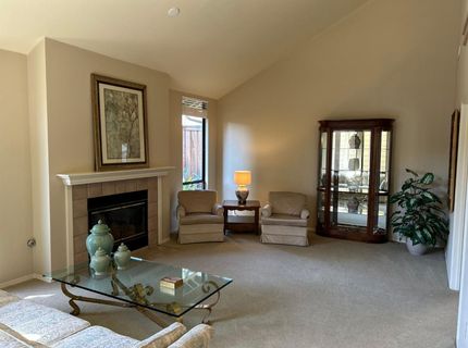 1067 Rio Cidade Way, Sacramento, CA 95831 Photo