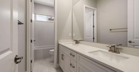 3062 Wisteria Dr, Lodi, CA 95242 Photo
