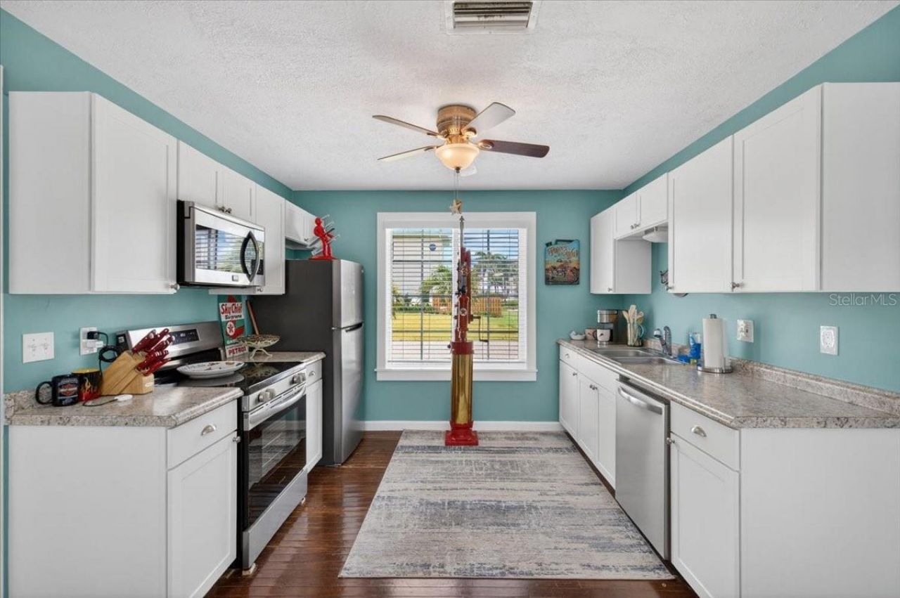 216 Sunrise Drive, Nokomis, FL 34275 Photo