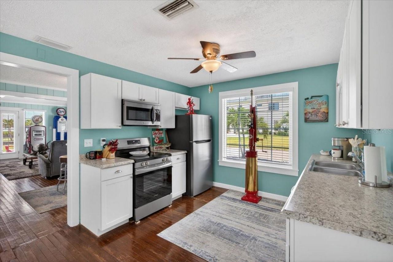 216 Sunrise Drive, Nokomis, FL 34275 Photo