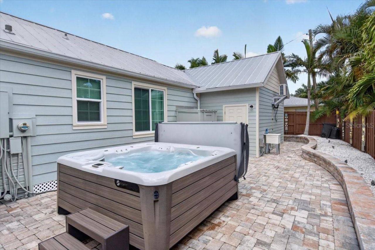 216 Sunrise Drive, Nokomis, FL 34275 Photo
