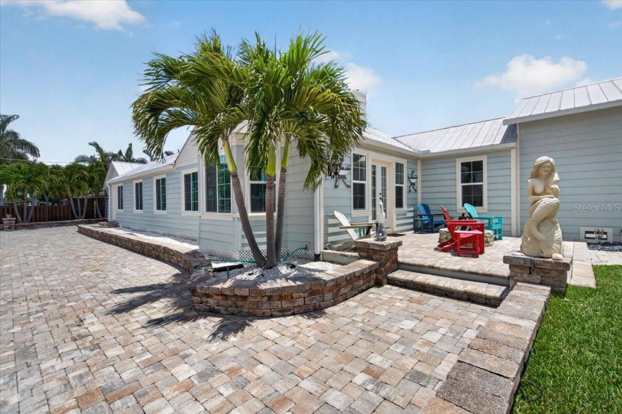 216 Sunrise Drive, Nokomis, FL 34275 Photo