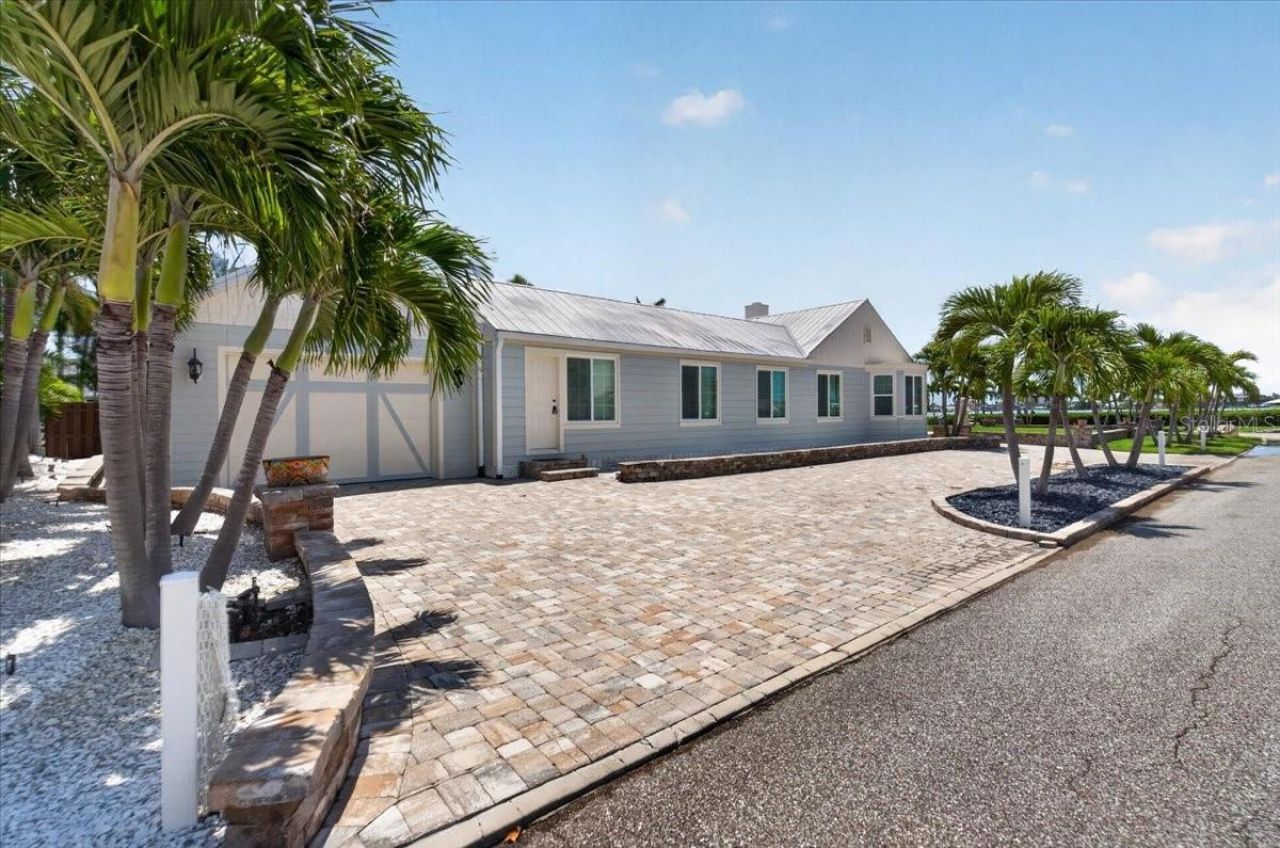 216 Sunrise Drive, Nokomis, FL 34275 Photo