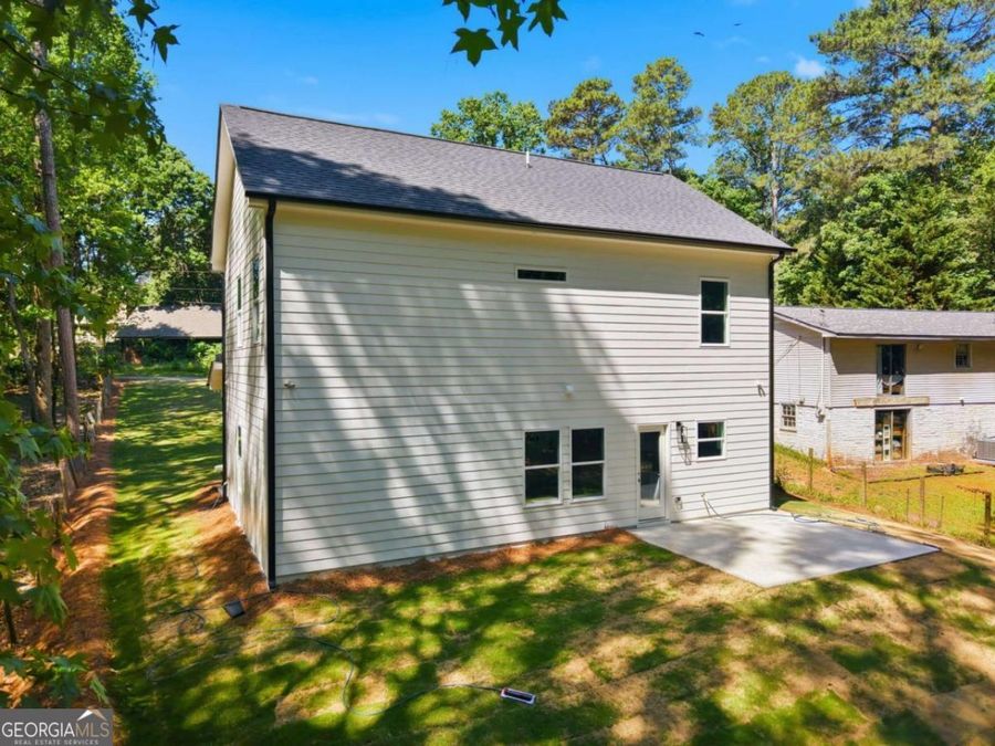 Property Image 8
