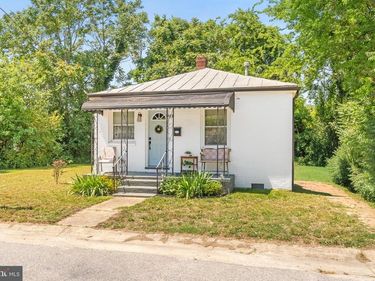 24 S BURCH STREET, PETERSBURG, VA 23803