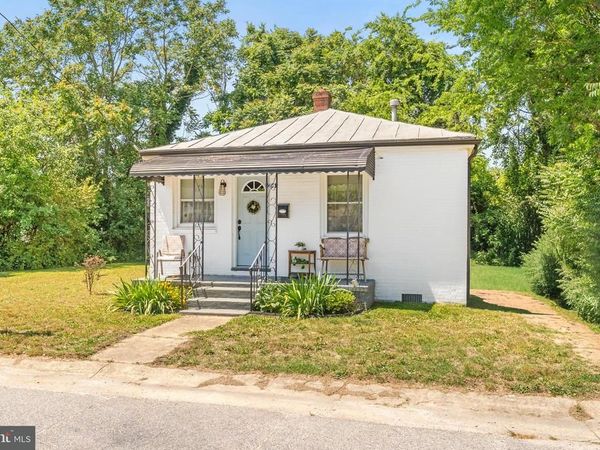 24 S BURCH STREET, PETERSBURG, VA 23803