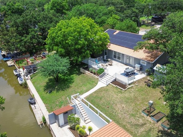 221 County Road 136C, Kingsland, TX 78639