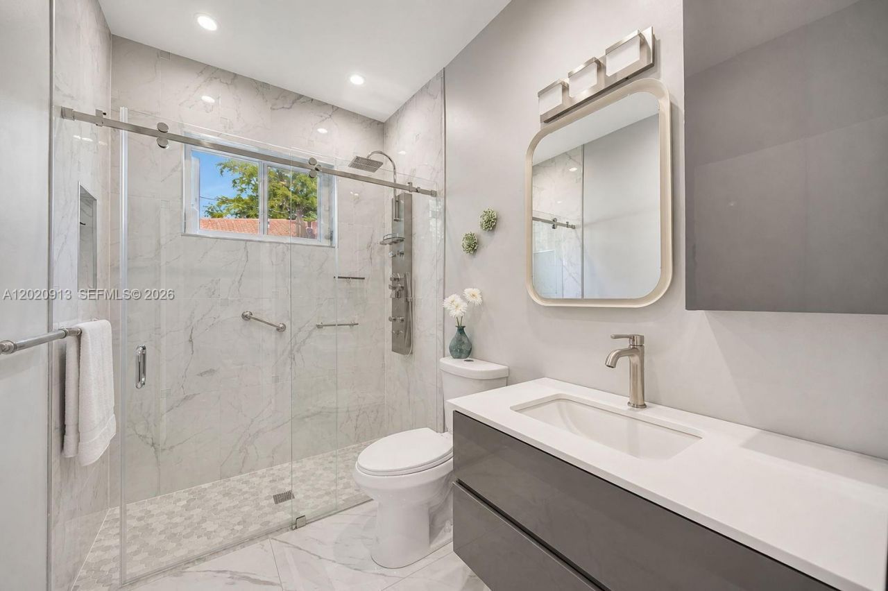 Please Call For Address, North Miami, FL 33161 Photo