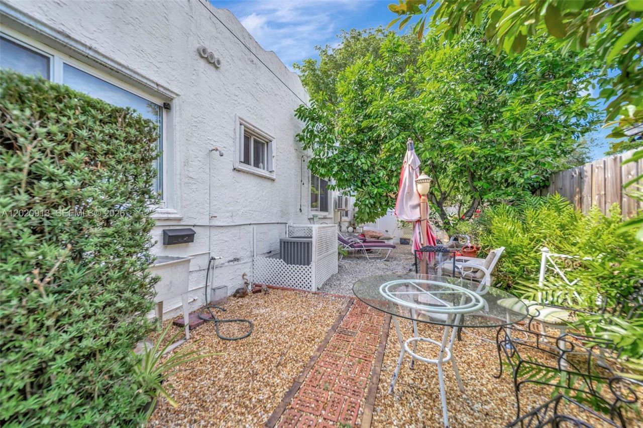Please Call For Address, North Miami, FL 33161 Photo