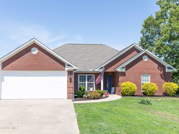 61 McKenzie, Columbus, MS 39705