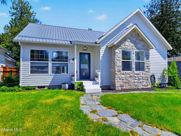311 S Third AVE , Sandpoint, ID 83864