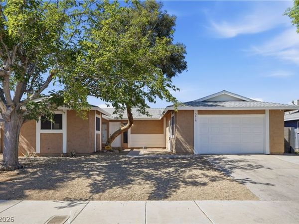 5416 Burntwood Way , Las Vegas, NV 89108