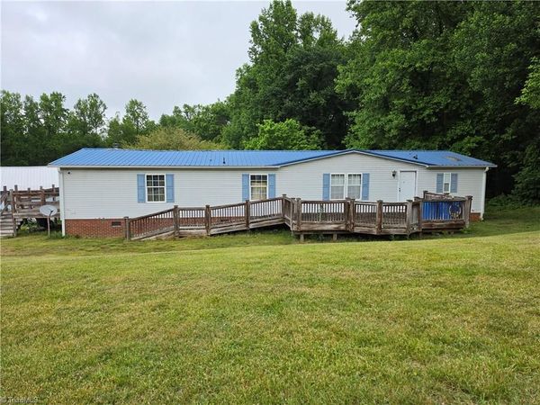 108 carr Street , Jonesville, NC 28642