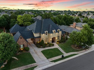 2409 Old Creek Road, Edmond, OK 73034